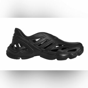 Adidas adidfoam supernova m10 new